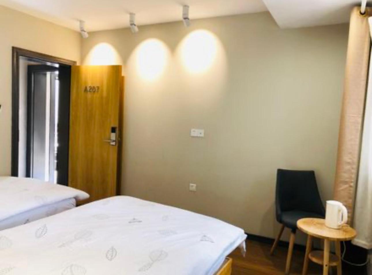 Fengma Feiyang Hostel 라사 외부 사진