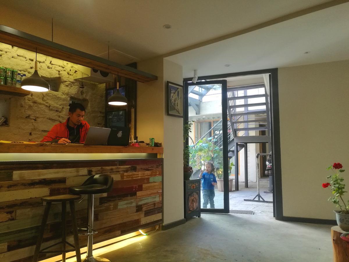 Fengma Feiyang Hostel 라사 외부 사진